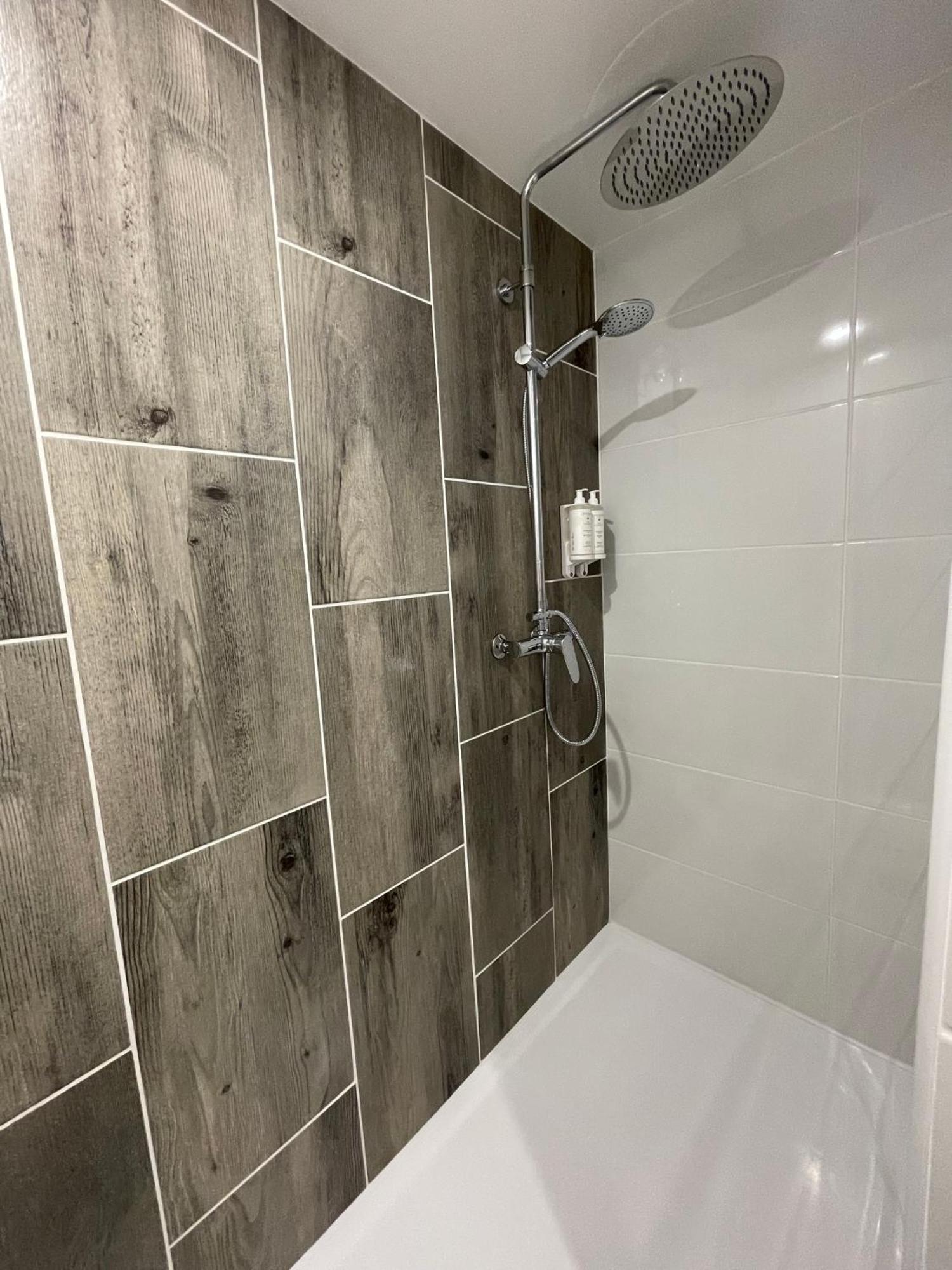 Cit'Hotel Le Welcome موتييه المظهر الخارجي الصورة